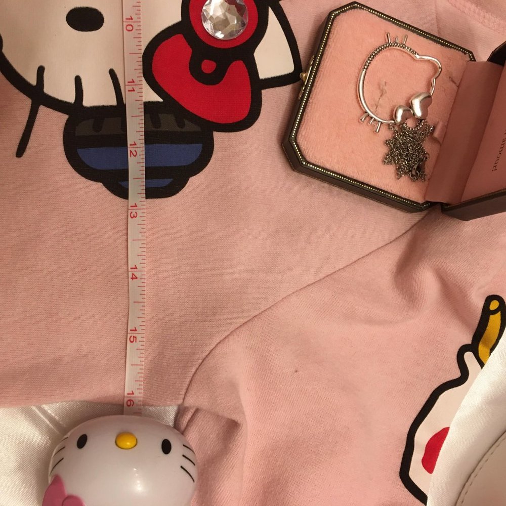 Adorbale cotton candy pink hello kitty hoodie and matching necklace! - Picture 12 of 12